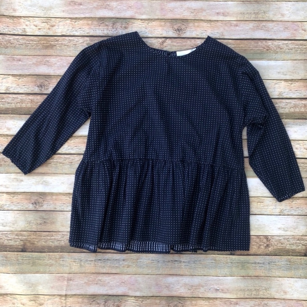 NWT The Great Wanderer Top 2